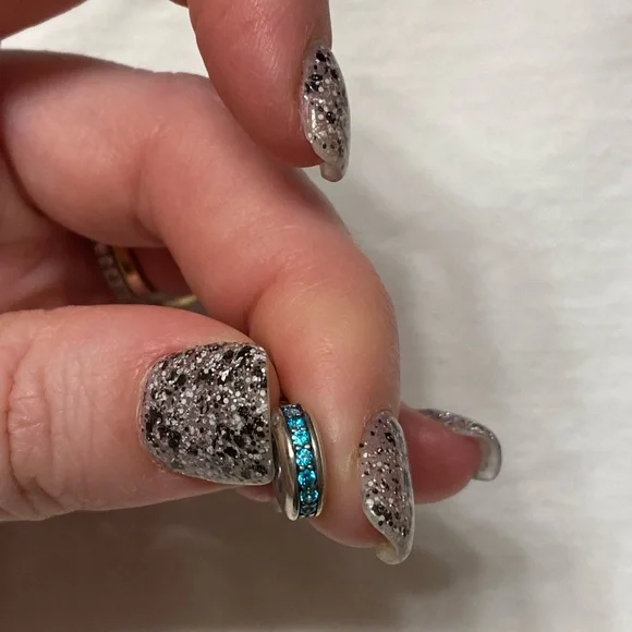 Retired Pandora Seahorse Charm - Picture 3 of 4